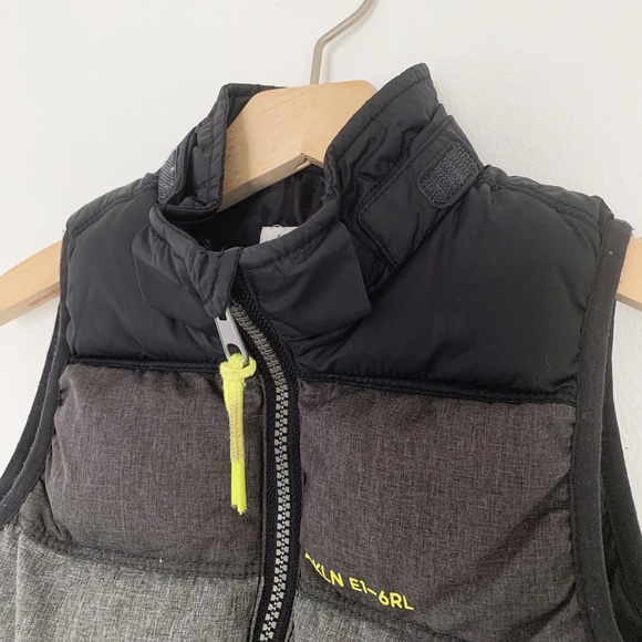 H&M Hooded Puffer Vest - Picture 4 of 7